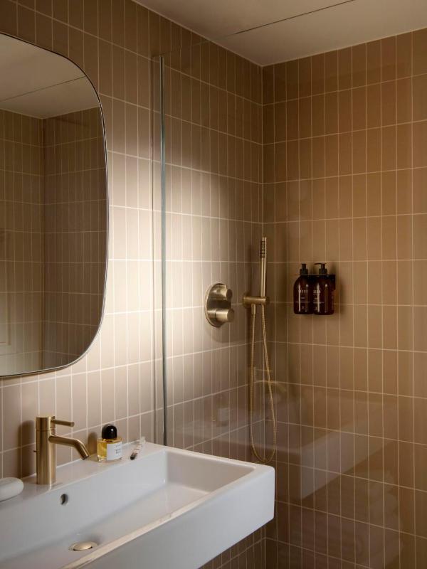 Superior Double Room image 2