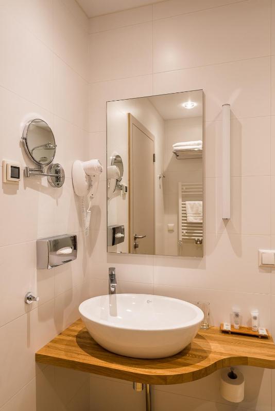 Double Room with Terrace image 4