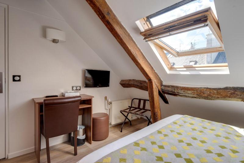 Single Room image 4