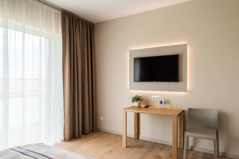 Superior Double Room image 4