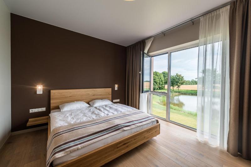 Superior Double Room image 1