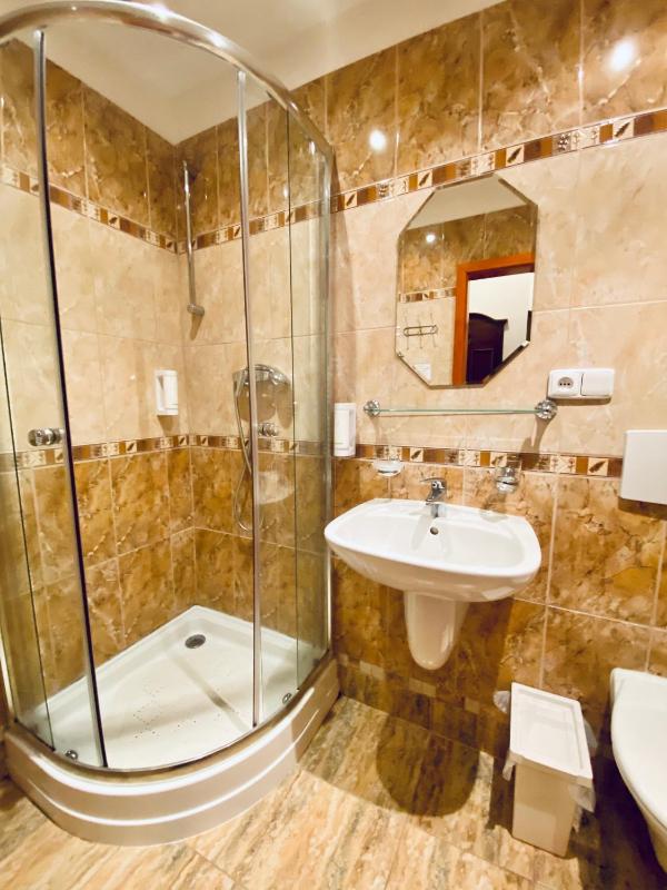 Deluxe Double Room image 4