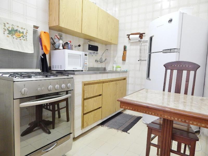 Leblon House V Two-bedroom apartment two blocks from the beach with 24-hour concierge - image 10