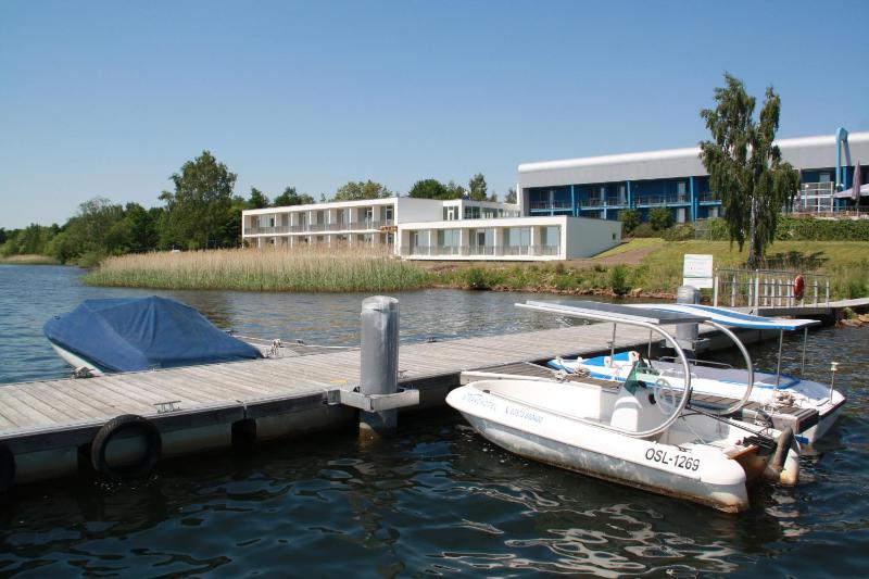 Premium Double Room With Lake View image 3
