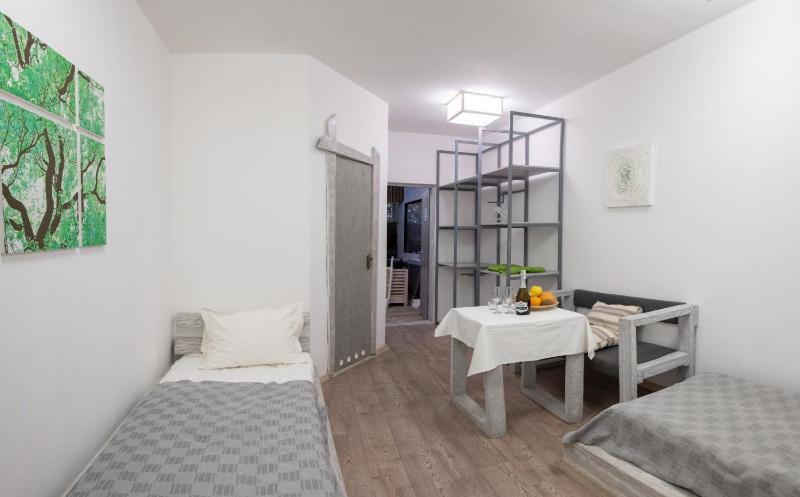 Twin Room image 1