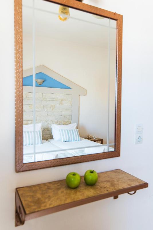 Standard Double/Twin Studio image 4