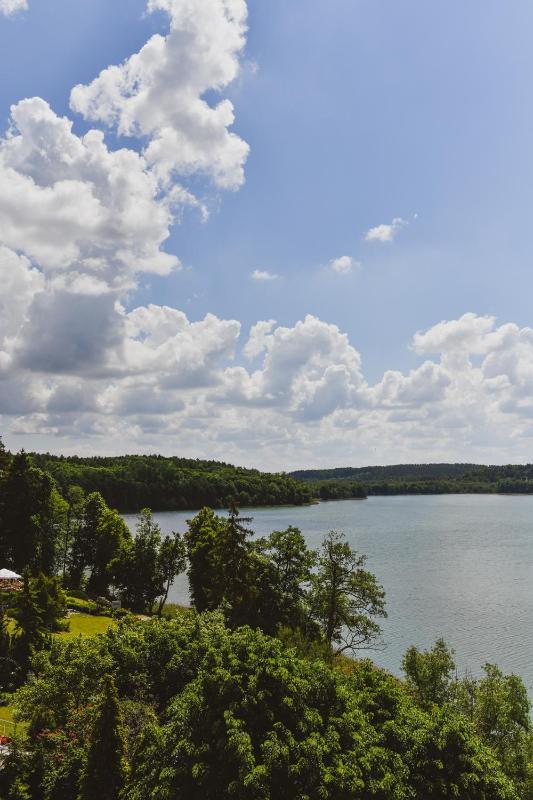 Business Single Room with Czos Lake View image 1