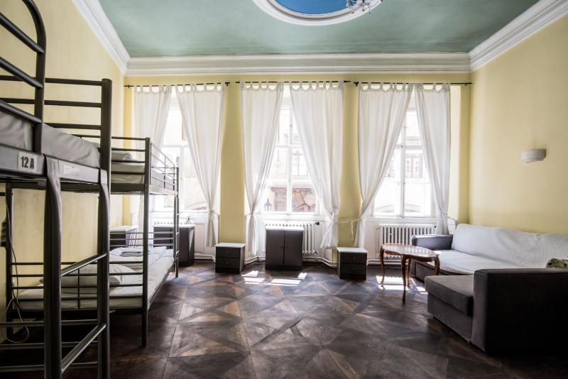 Single Bed in Mixed Dormitory Room image 4