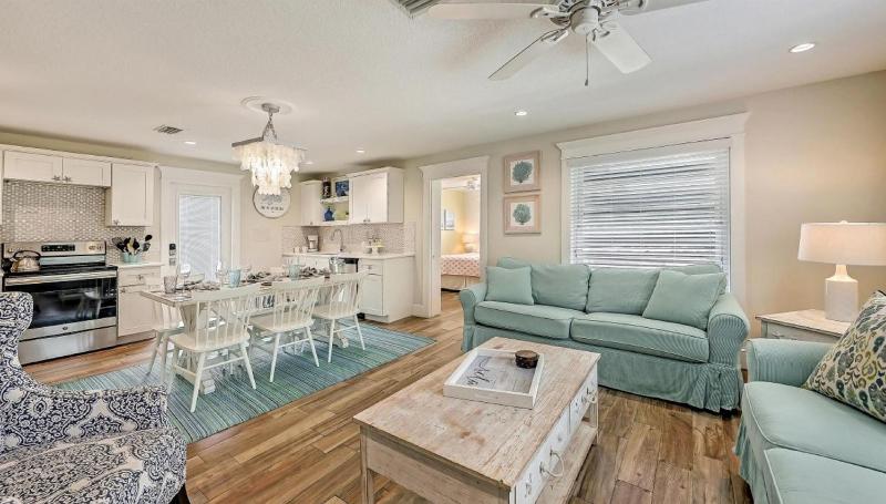 Canal Upper-Gorgeous 3 bed 3 bath near SK Village - image 8