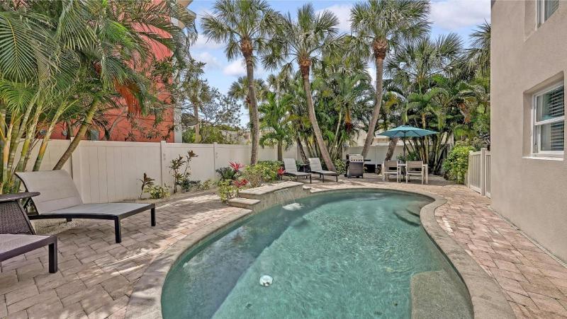 Canal Lower-Gorgeous 3 bed 3 bath near SK Village - image 7
