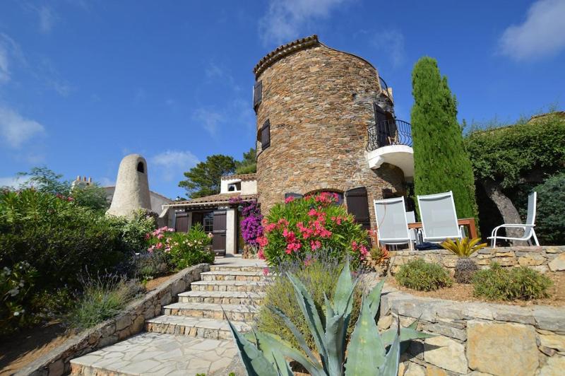 Charmante Villa mit Pool und Panorama-Meerblick in den Golf von Saint-Tropez - Villa Montmajour - image 1