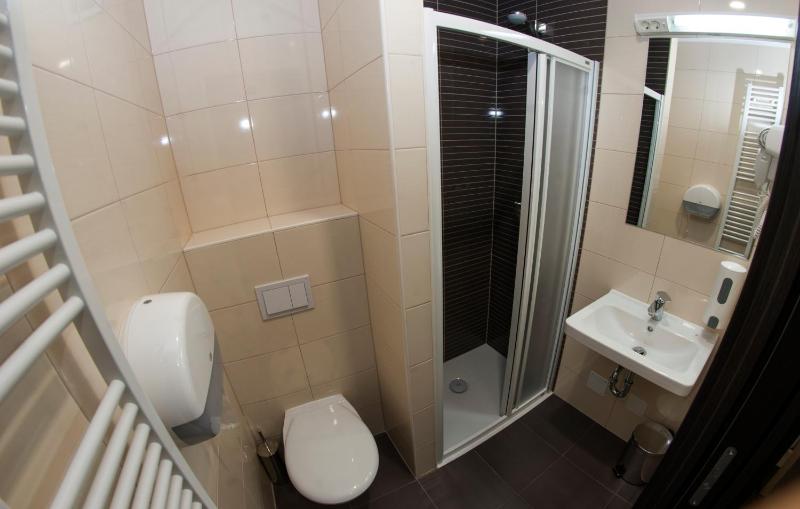 Double Room with Balcony image 2