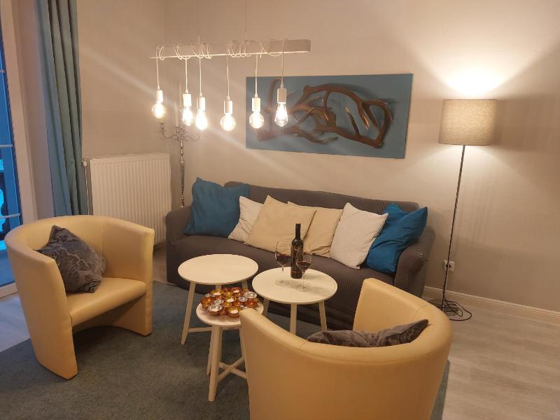 One-Bedroom Apartment image 2