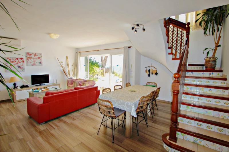 Celia - oceanfront villa in Costa Blanca - image 8