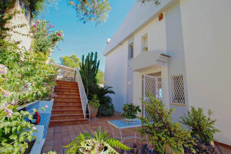 Celia - oceanfront villa in Costa Blanca - image 11