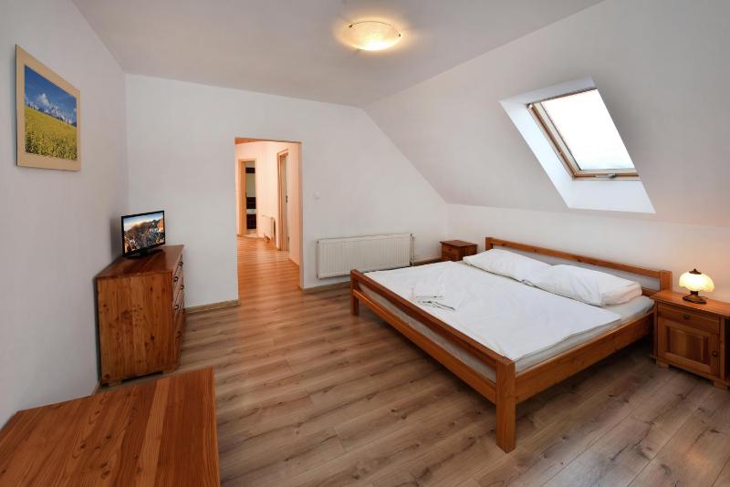 Quadruple Room image 1