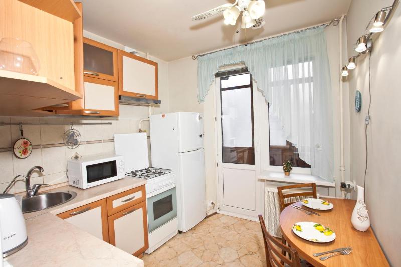 One-Bedroom Apartment - Kudrinskaya Ploshchad 1 image 3