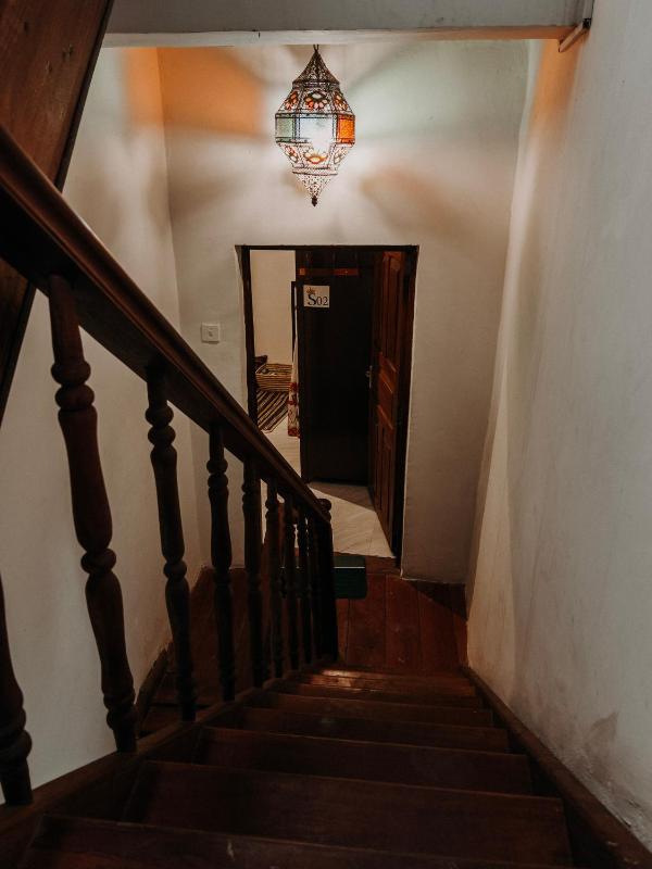 Sultan House - image 4