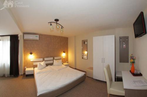 Triple Room image 3