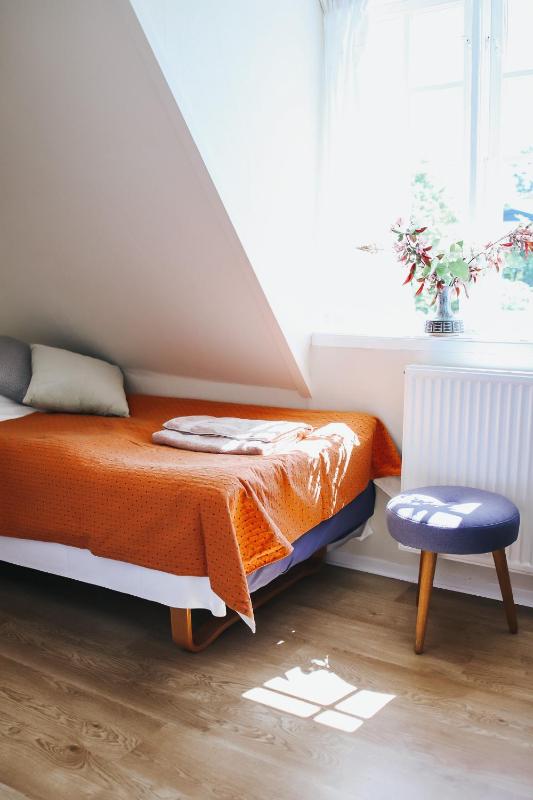 Single Room image 4