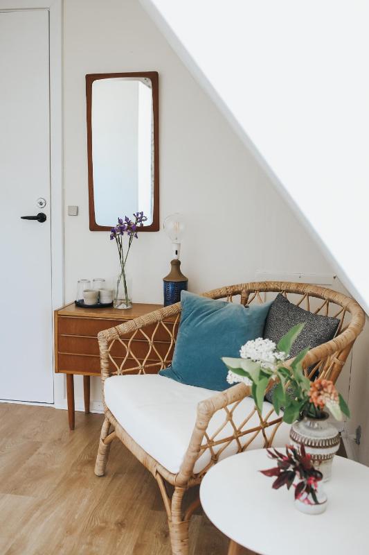 Small Double Room image 2