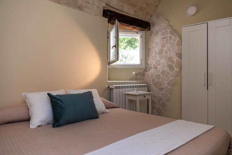 Two-Bedroom Apartment with Balcony image 2