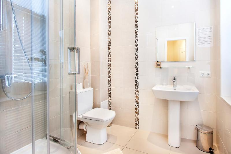 Apartment image 2