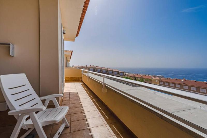 Amazing apartment with sea views and AC PA06 - image 8