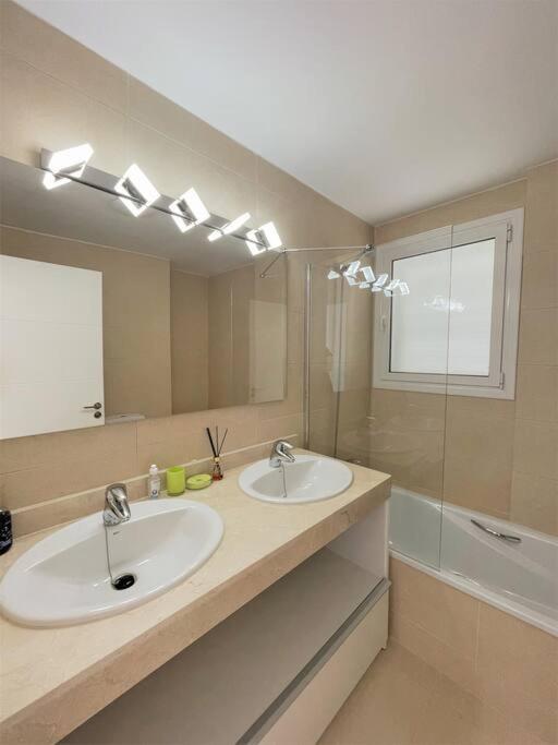 Wonderful Ocean View Townhouse! AC! Parking! PA01 - image 11