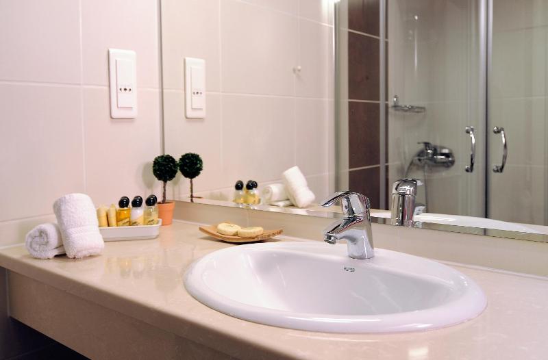Junior Suite with Sea View image 3