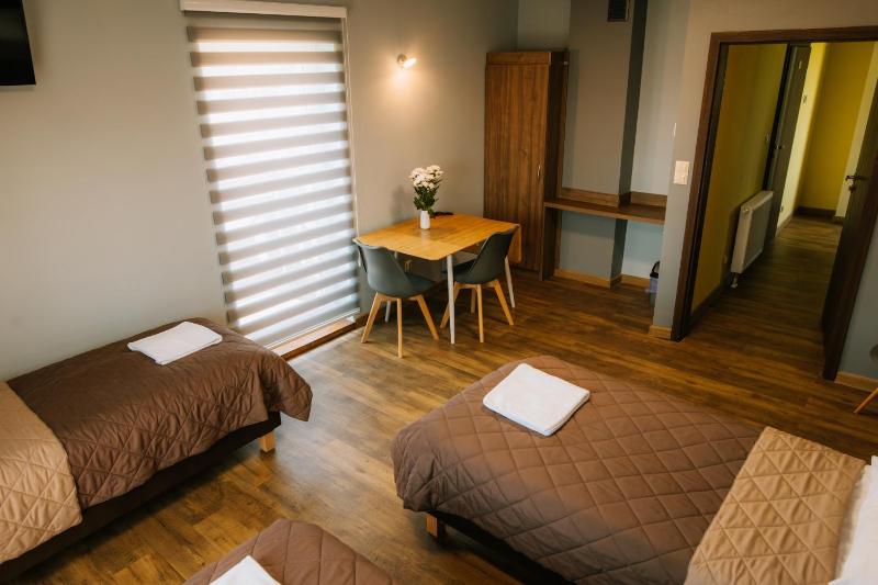 Triple Room with Balcony image 3