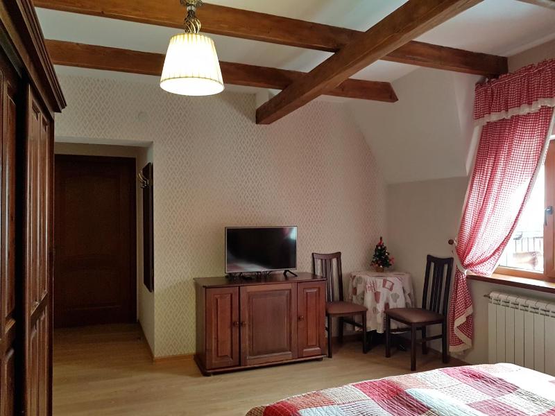 Triple Room with Mountain View image 3