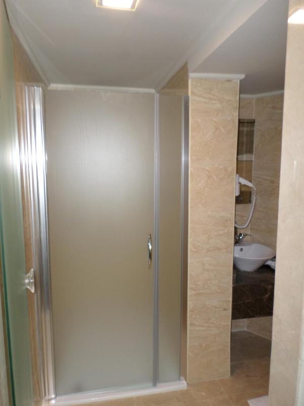 Standard Double Room image 2