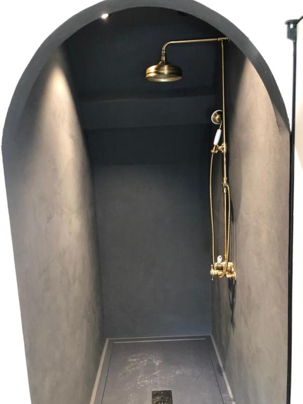 Two-Bedroom House image 4