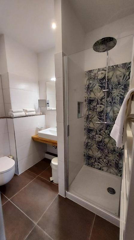 Double Room image 2