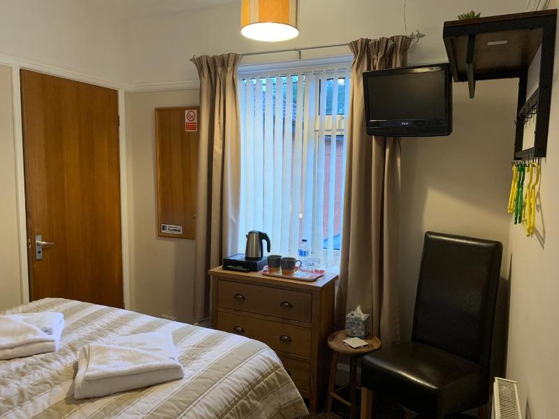 Double Room image 1