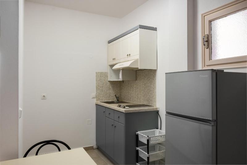 Studio - Ground Floor image 1