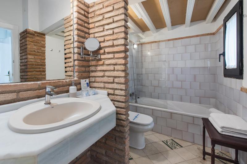 Junior Suite image 2