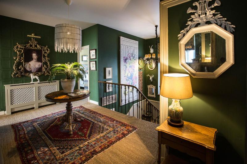 Carcassonne Bed and Breakfast du Palais - image 45