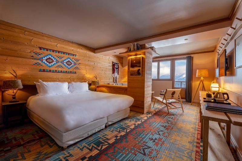 Junior Suite (2 Adults) image 4