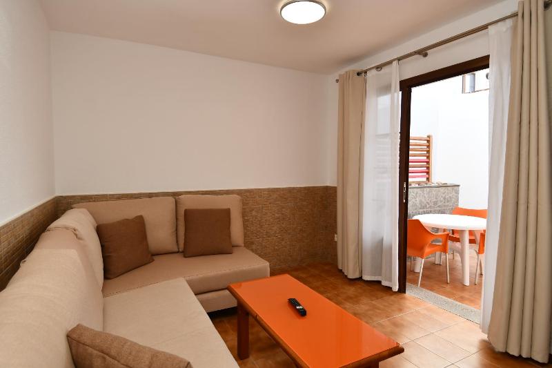 One-Bedroom Apartment with Terrace image 4