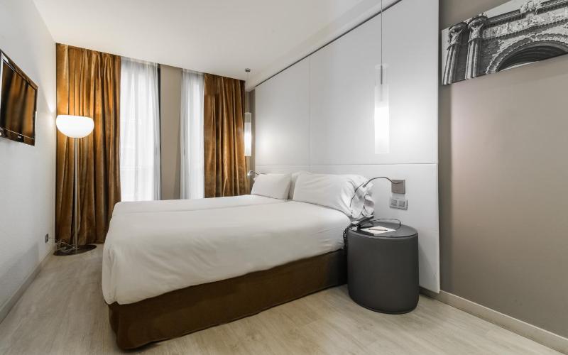 Comfort Double or Twin Room image 3