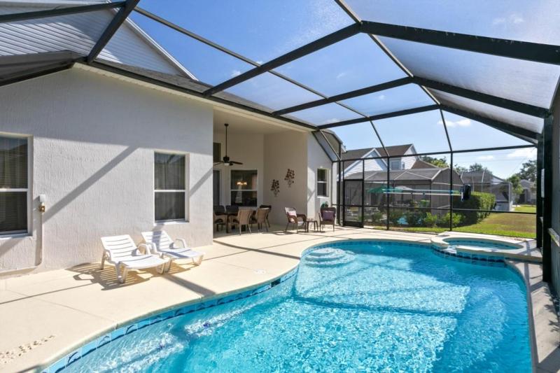 Fantastic Resort 5BR House - South Facing Pool Spa villa - image 5