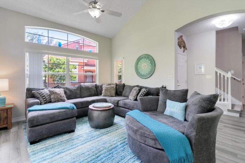 Disney Area 4 bed 35 Bathroom Emerald Island townhouse - image 13