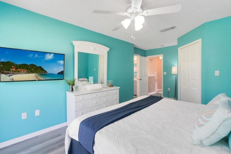 Disney Area 4 bed 35 Bathroom Emerald Island townhouse - image 6