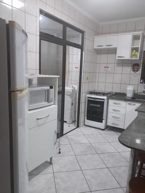 Apartamento Meia Praia Itapema - image 12