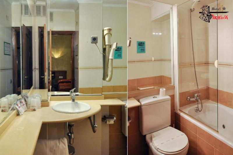 Double Room with Extra Bed image 4