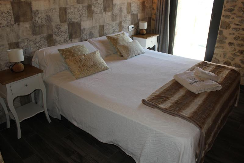 Deluxe Double Room image 1