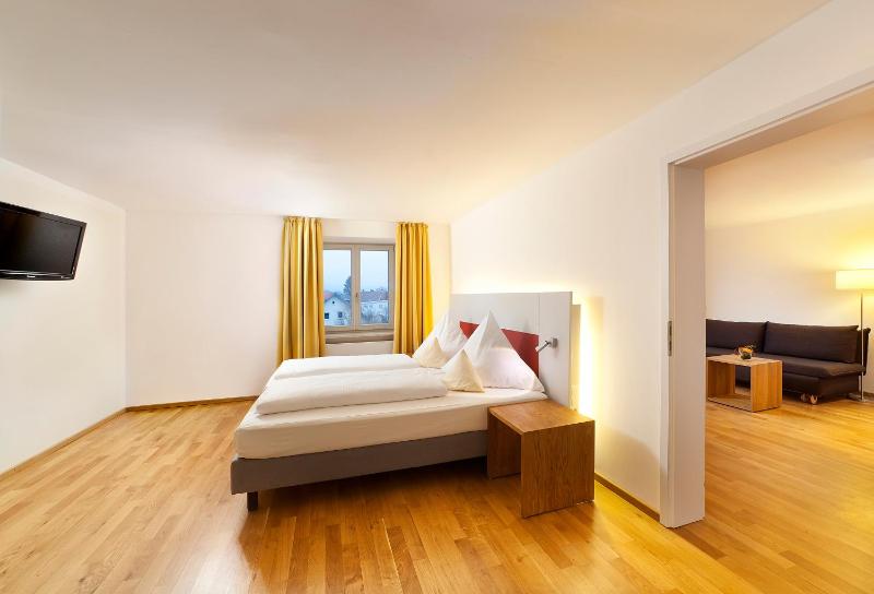 Suite image 2