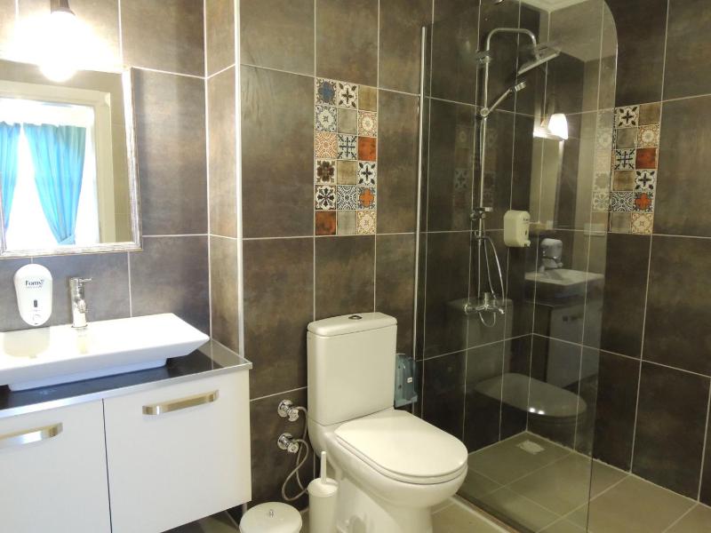 Family Suite with Balcony image 2